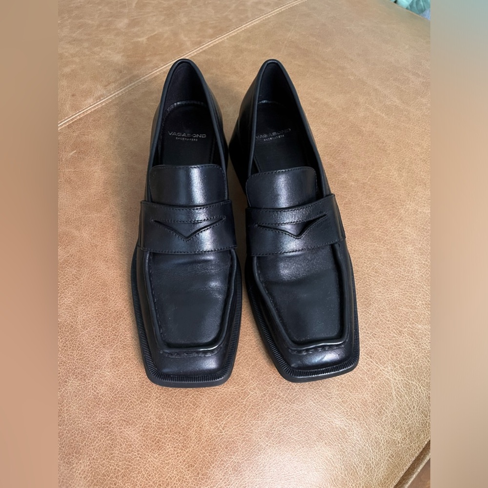 Vagabond black square toe loafers size 38